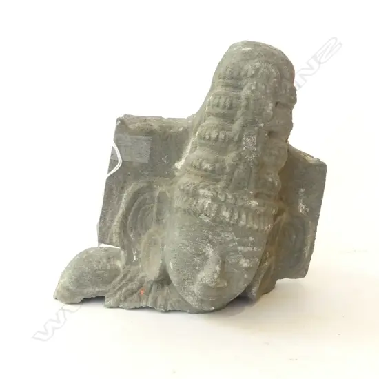CARVED STONE ORIENTAL HEAD SCULPTURE FRAGMENT H.200mm
