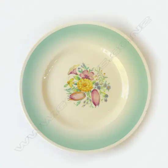 SIX SUSIE COOPER SWANSEA SPRAY LUNCHEON PLATES, D.230MM