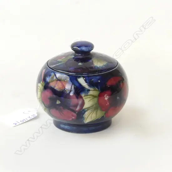 SMALL MOORCROFT CHINA LIDDED JAR PANSY PATTERN, DIA.80mm