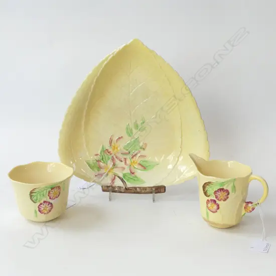 3 PC YELLOW LEAF PATTERN CARLTON WARE CHINA DISH, DIA.260mm, SUGAR AND CREAM H.70mm