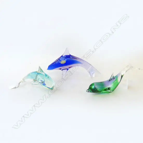 THREE HAND BLOWNED COLORED GLASS DOLPHINS, H.230mm LONGEST
