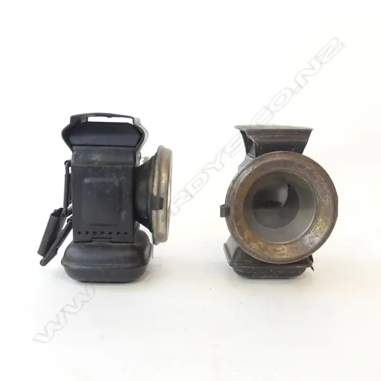 TWO ANTIQUE KEROSENE CYCLE LAMPS P&H ‘THE WINNER’ & ‘BRITISH MADE’, L.130MM