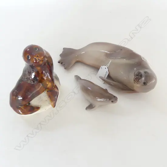 3 PC; SEAL w BABY CALF & MOUNTED MONK SEAL, CERAMIC ON VOLCNIC ROCK, HAWAIIAN, L.230mm & H.150mm