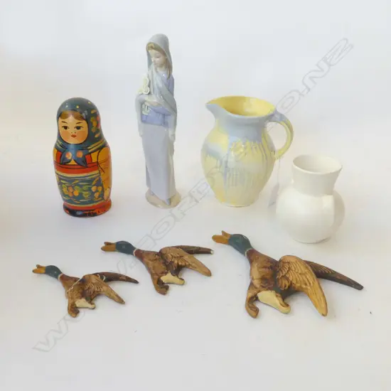 5 PCES; LLADRO FIGURINE H.225mm, RUSSIAN DOLL, CROWN LYNN VASE, CROWN DEVON JUG, 3 WALL DUCKS (FAULTED)