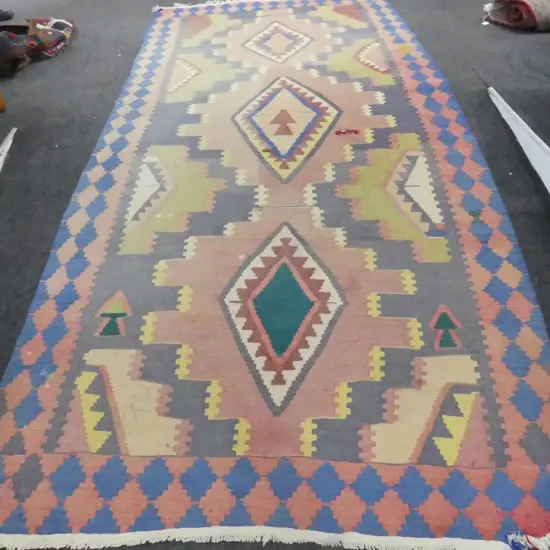 LG KELIM 2950x1370mm - HOLE