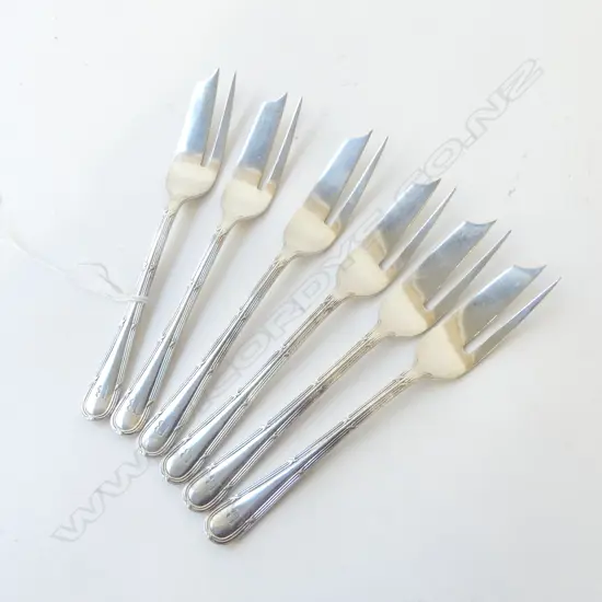 6 STG SILVER CAKE FORKS, ENGRAVED WITH THE LETTER 'B' - B'HAM 1919 171gms