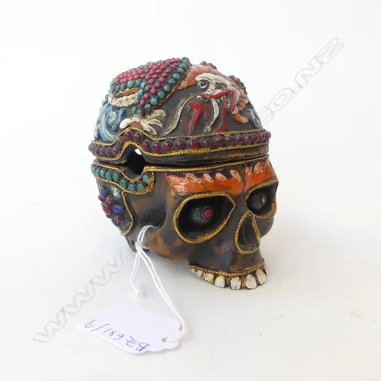 DECORATED RESIN SKULL H.100mm