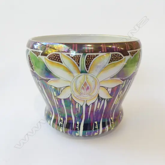 ROYAL WINTON ART NOUVEAU ‘NICENE’ LUSTRE WARE JARDINIÈRE PLANTER C.1920S, D.220MM