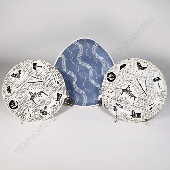 3 VINTAGE PLATES; 2 'HOME MAKER' (DIA.220mm) & BLUE SCHRAMBERG 'WINDSOR' (W.275mm)