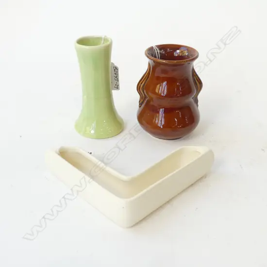 2 CROWN LYNN VASES, 1 CREAM TROUGH, 1 BROWN GLAZE & SM GREEN TEMUKA SPILL VASE