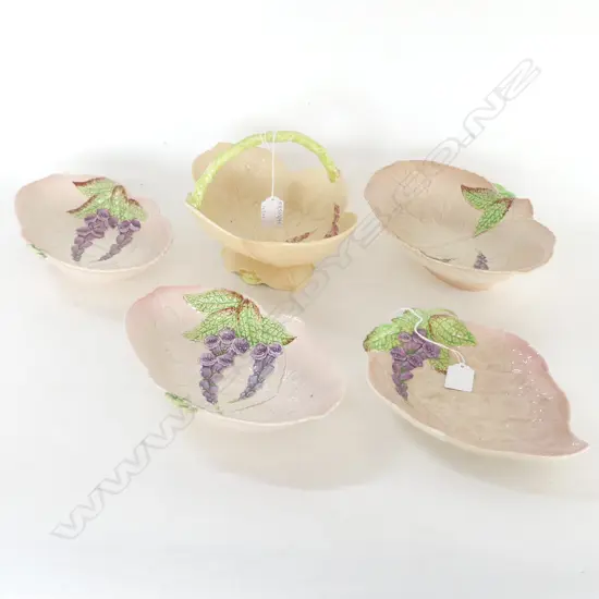  CARLTONWARE PINK HOLLYHOCK PAT BASKET DISH L240MM 3 MATCHING BOWLS & LEAF DISH L235MM
