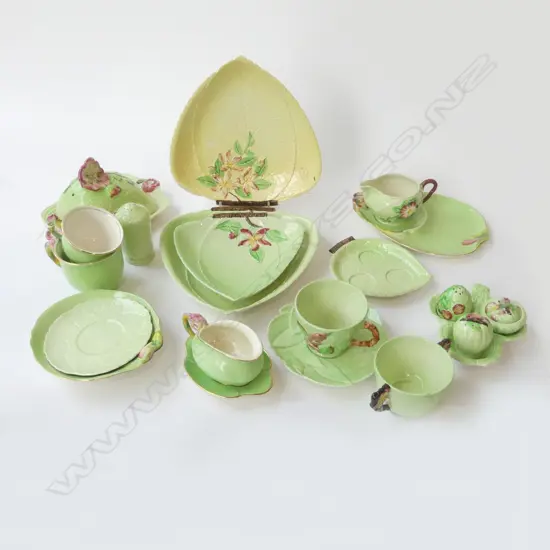 ASST. GREEN CARLTONWARE, ROYAL WINTON ETC