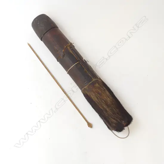 OLD TRIBAL WOOD & ANIMAL SKIN QUIVER