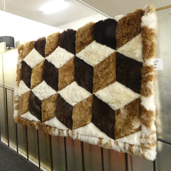LG ALPACA FUR THROW 2000x1800mm