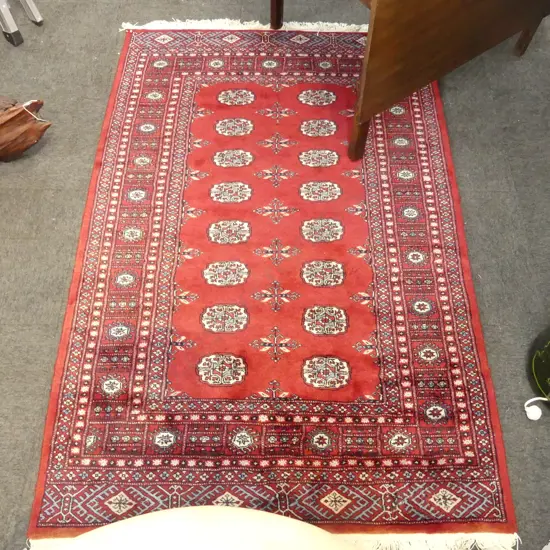 HAND KNOTTED WOOL PILE RUG 1900x1250mm