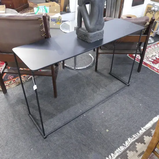 CONTEMPORARY METAL CONSUL TABLE L 1200 MM