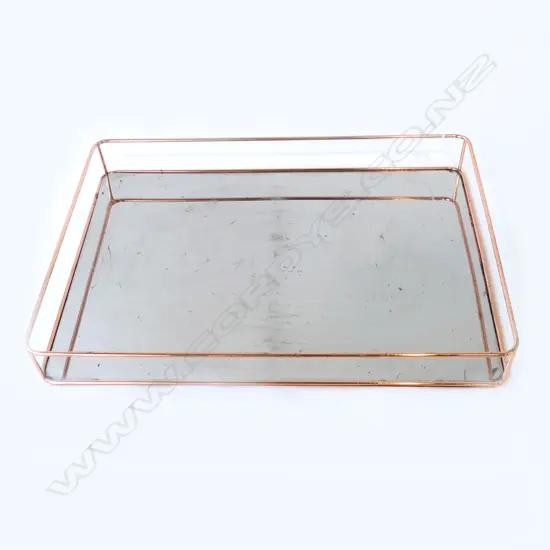 METAL RETRO STYLE DRINKS TRAY 500 X 360 small scratchers