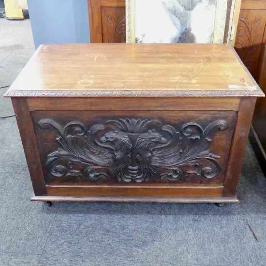 VICTORIAN CARVED BLANKET BOX ON CASTORS 965x535x650mm