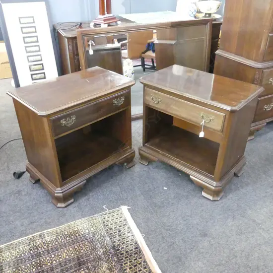 PR ETHAN ALLEN CHERRY WOOD BEDSIDE CABINETS single drawer H.670mm.