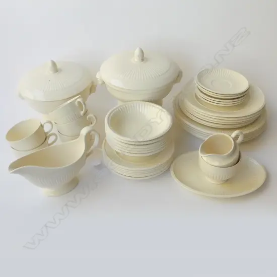 WEDGWOOD 'EDME' DINNER SERVICE