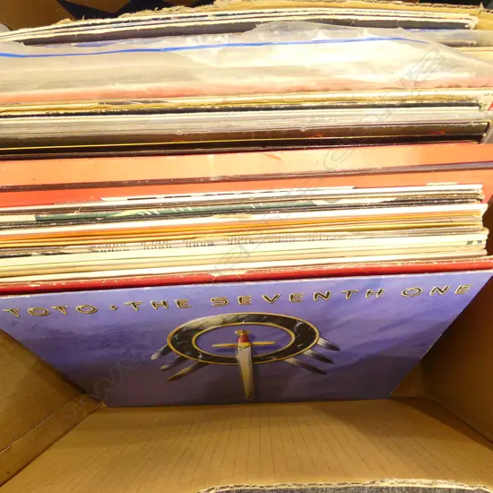 ASST. RECORDS; TOTO, BEEGEES ETC