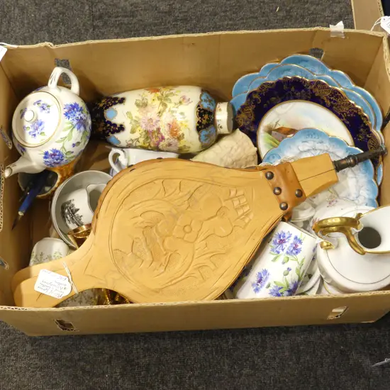 ASST. CHINA + WOODEN BELLOWS