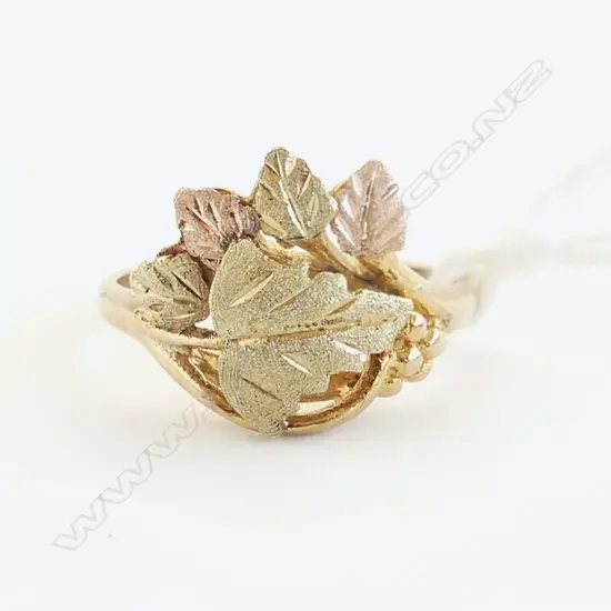 12CT GOLD GRAPE LEAF & BUNCH RING various colours 2.4gms SIZE K