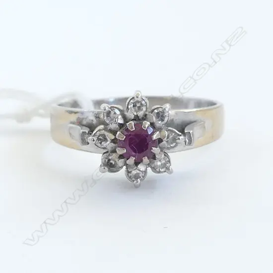 PLATINUM & 18ct RUBY & DIAMOND CLUSTER RING 5.55gms SIZE  R