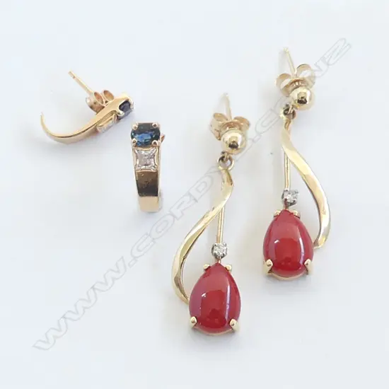 2 PRS 14ct EARRINGS 4.4gms