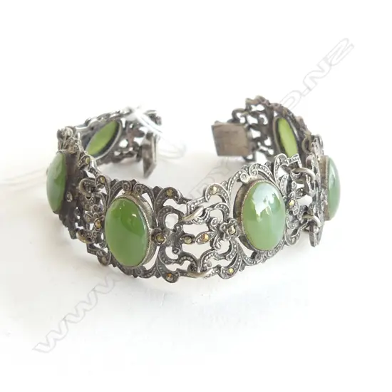 VINTAGE SILVER MARCASITE & POUNAMU BRACELET  6 oval panels