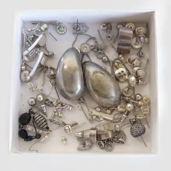 BOX OF ASST EARRINGS
