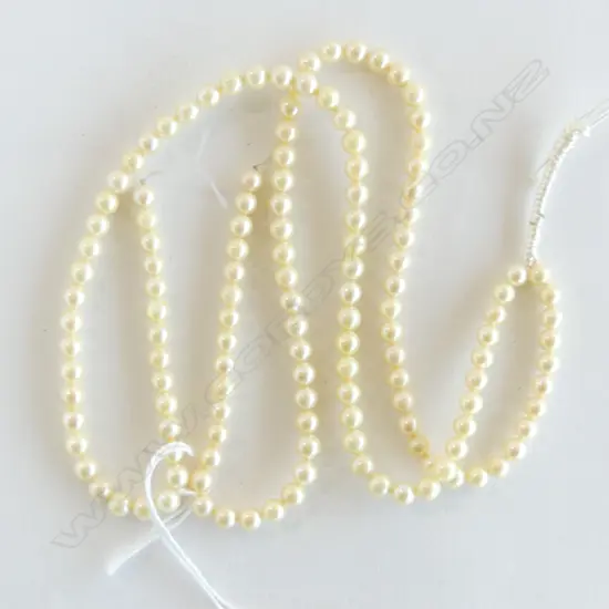 2 STRANDS CULTURED PEARLS with no clasp fittings L.350mm each