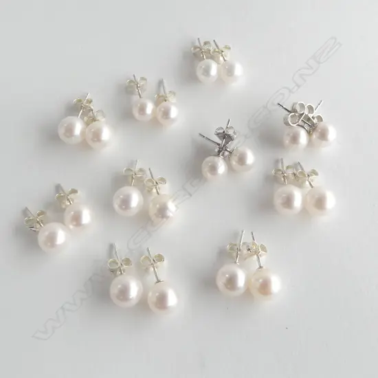10PRS CULTURED PEARL SET EAR STUDS, new old stock