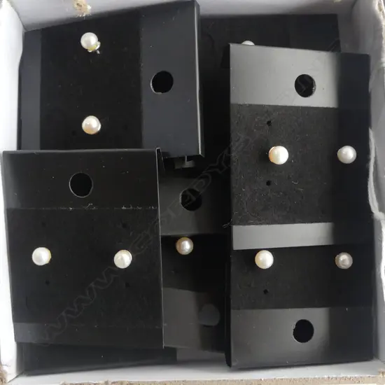 10 PRS SILVER & PEARL ERRINGS