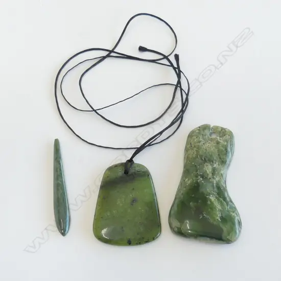 2 GREENSTONE PENDANTS + EAR PIECE