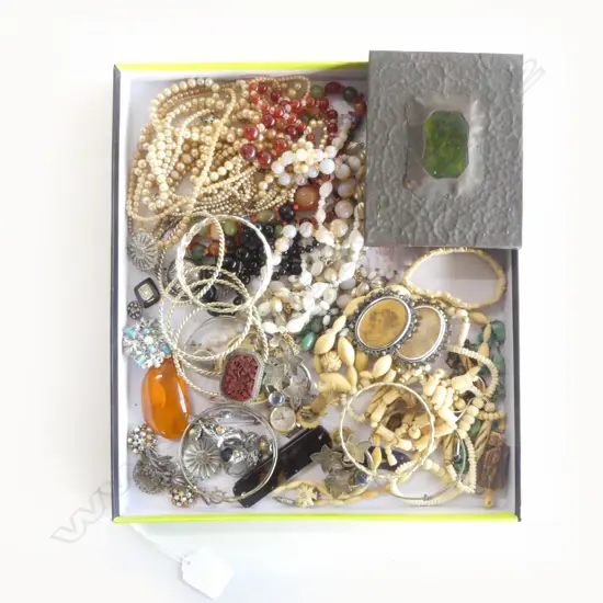 ASST. COSTUME JEWELLERY