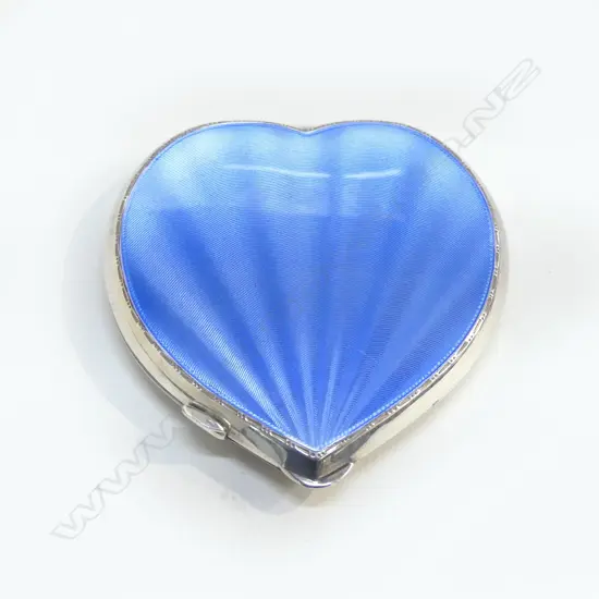SILVER & GUILLOCHE ENAMEL HEART SHAPE COMPACT, BIRMINGHAM 1934, COMPLETE ,104gms, L.82mm