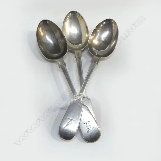 3 VICT S/SILVER DESSERT SPOONS 133G 
