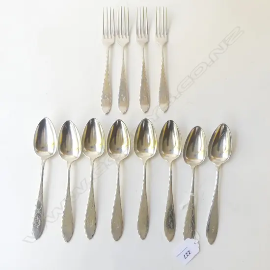 12 PCES CONTINENTAL SILVER PLATE CUTLERY; 4 FORKS + 8 SPOONS