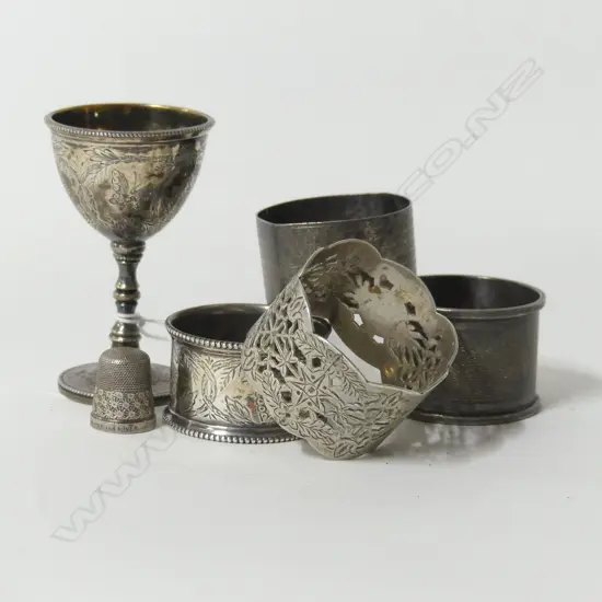 4 STG SILVER NAPKIN RINGS + EGG CUP & THIMBLE 158gms