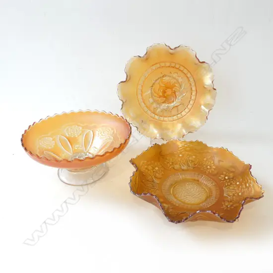 THREE CARNIVAL GLASS MARIGOLD BOWLS WILDFLOWER, ORANGE TREE ETC, D.200MM-230MM