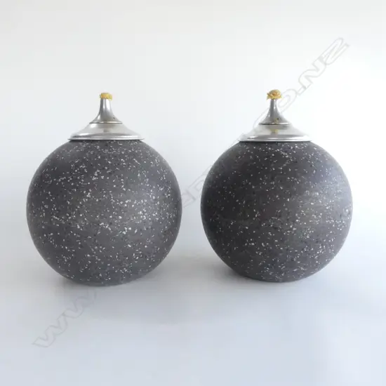 PR LG GREY SPHERICAL OIL BURNERS, COMPOSITE STONE. H.220mm
