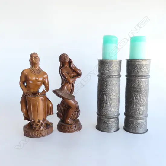 PR HAWAIIAN RESIN FIGURES H.300mm + PR INDIAN EMBOSSED METAL CANDLE HOLDERS H.280mm