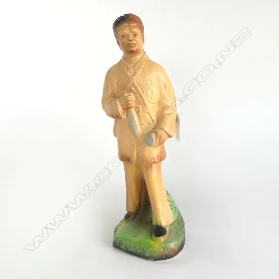PLASTER DAVY CROCKETT FIGURINE, H.310mm (crack down face)