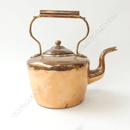 VICTORIAN COPPER KETTLE H.300mm