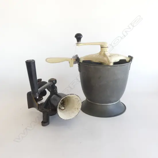 ANTIQUE GILSON MIXER H.275mm + SPONG & Co. COFFEE GRINDER