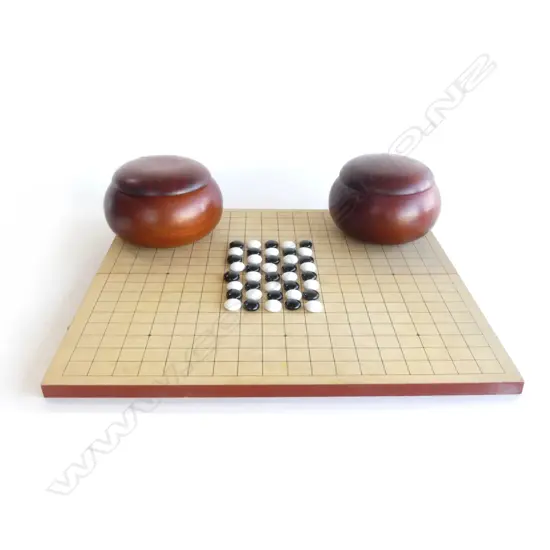 CHINESE 'GO' BOARD GAME (2 WOODEN CONTAINERS + BOARD)