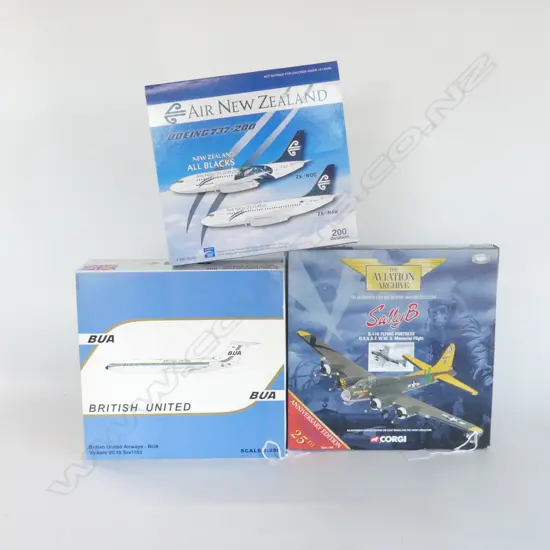 3 MINT & BOXED MODEL PLANES BUA VICKERS VC10 AIR NZ BOEING 737-200 & CORGI B17 FLYING FORTESS L260MM