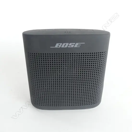 BOSE BLUETOOTH SPEAKER - NO CABLE