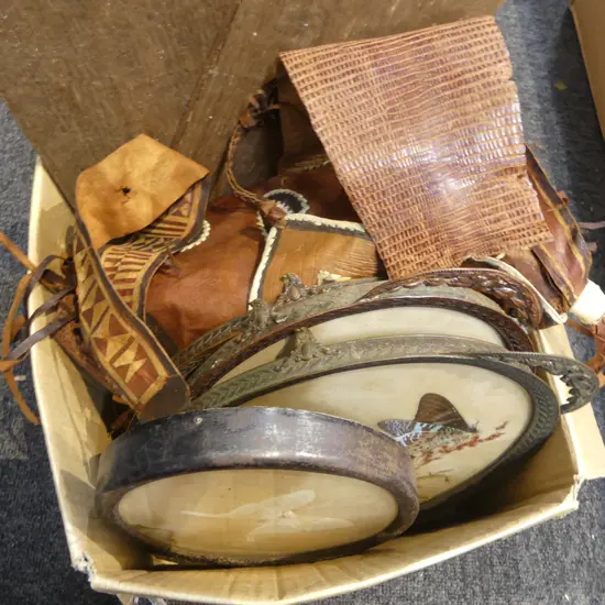 DOG PAINTING ON WOOD (DAMAGED) 2 LEATHER PCES, BUTTERFLY TRAYS